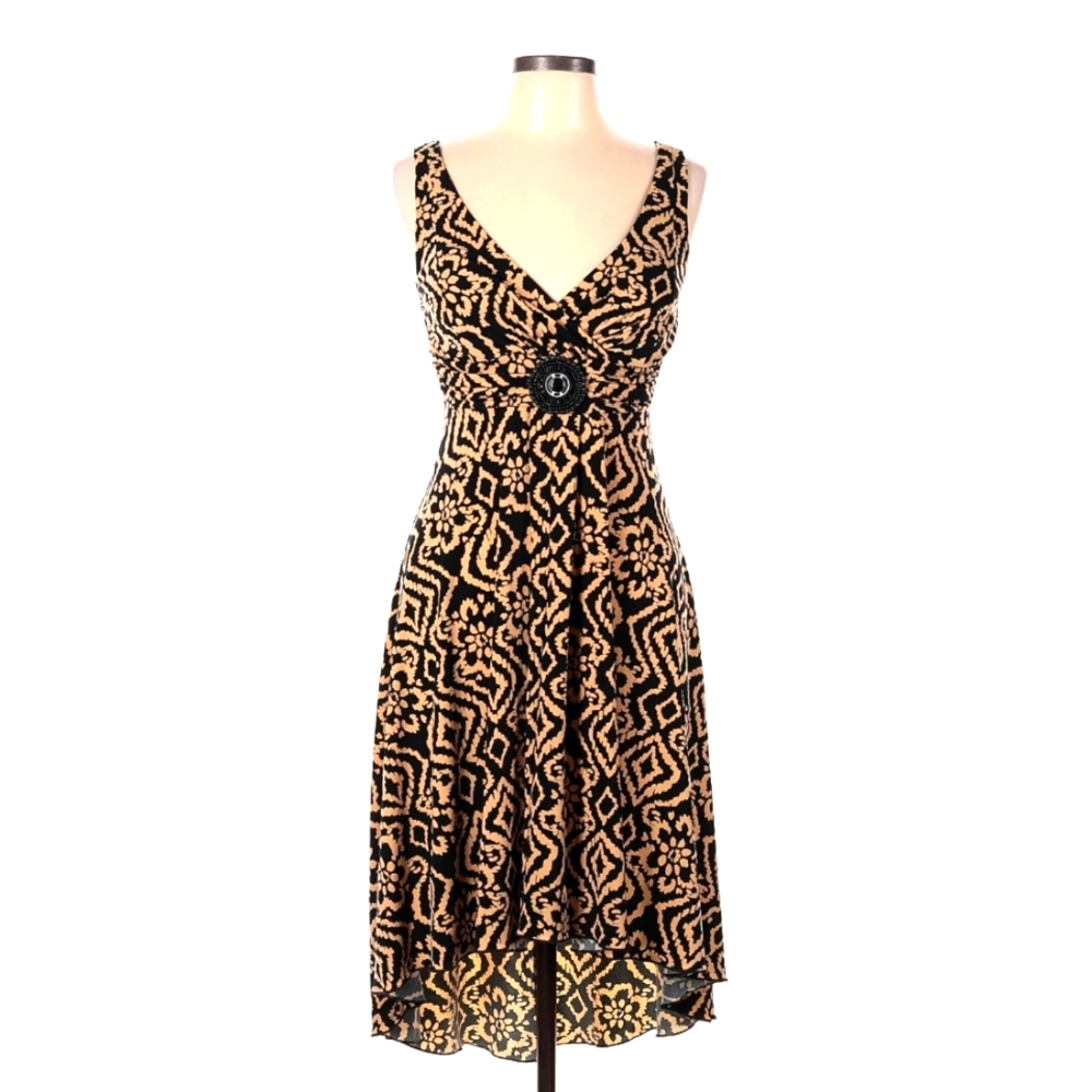 Enfocus Studio black and tan sleeveless hi-lo hem dress. Size 10 EUC
